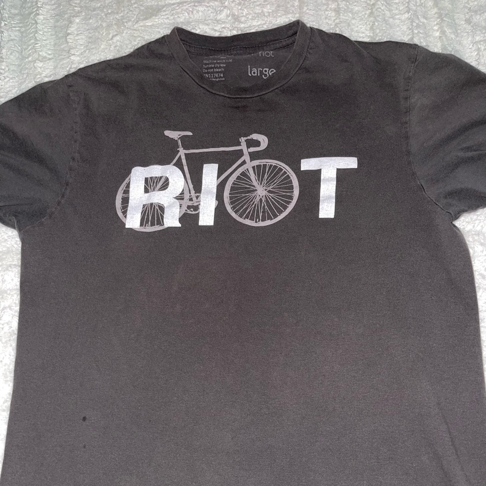T shirt bundle size large